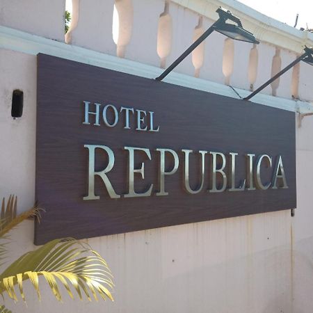 باناجي Hotel Republica المظهر الخارجي الصورة